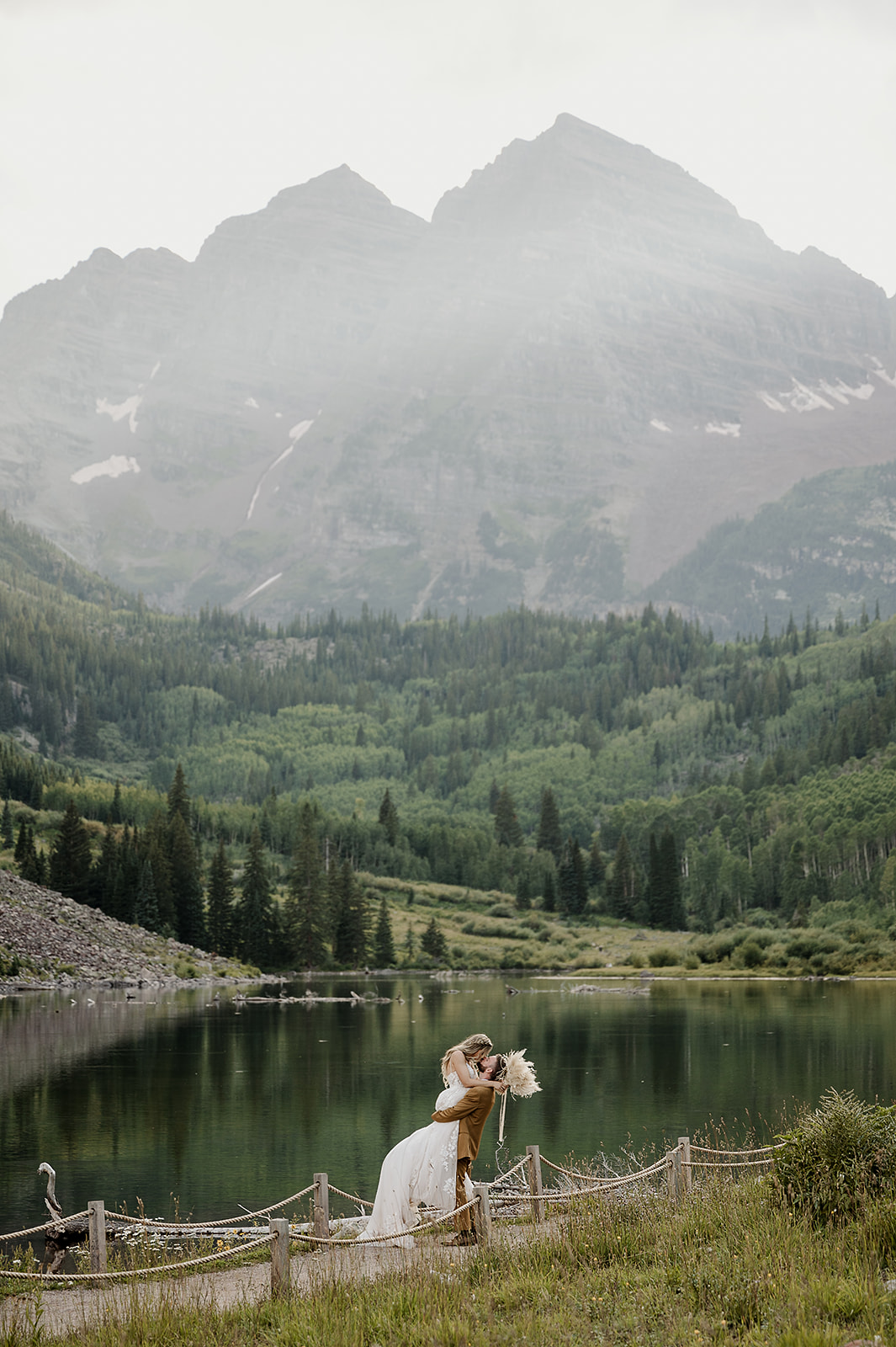 Rocky-Mountain-National-Park-Engagement-Photos