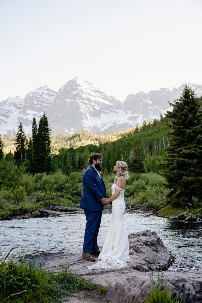 Maroon Bells Elopement in the mountains of Colorado