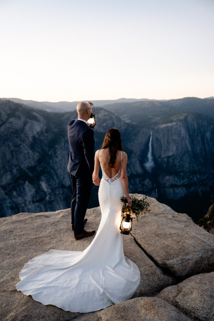 Yosemite elopement at Taft Point